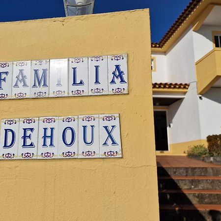 Villa Familia Dehoux Camacha  Kültér fotó
