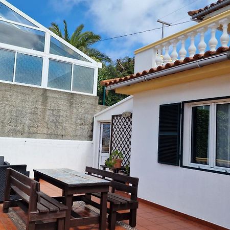 Villa Familia Dehoux Camacha  Kültér fotó