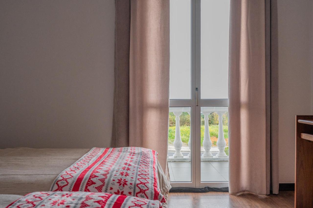 Villa Familia Dehoux Camacha  Kültér fotó