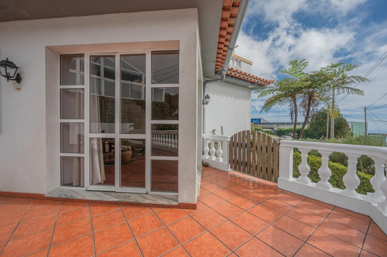 Villa Familia Dehoux Camacha  Kültér fotó