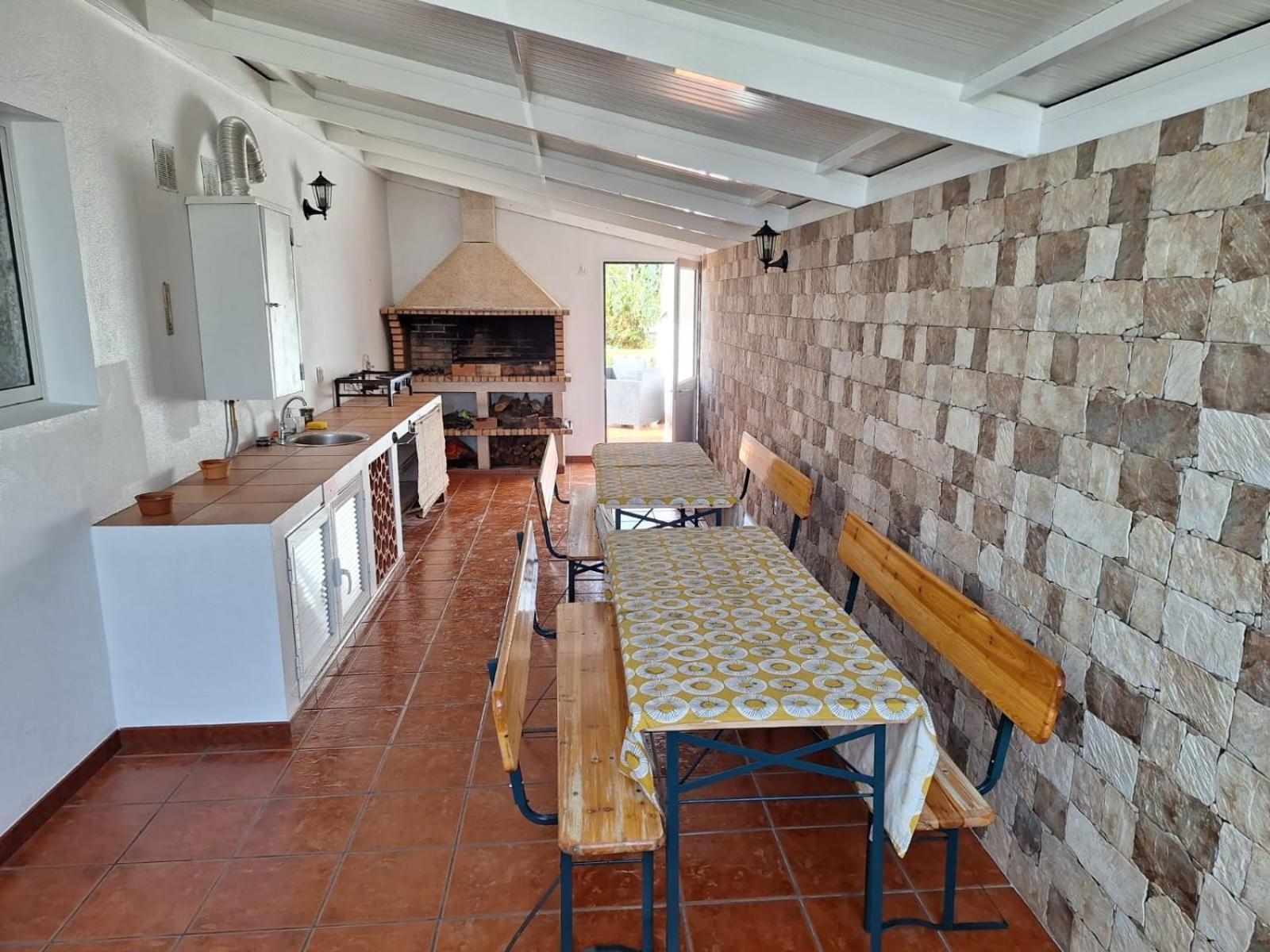 Villa Familia Dehoux Camacha  Kültér fotó